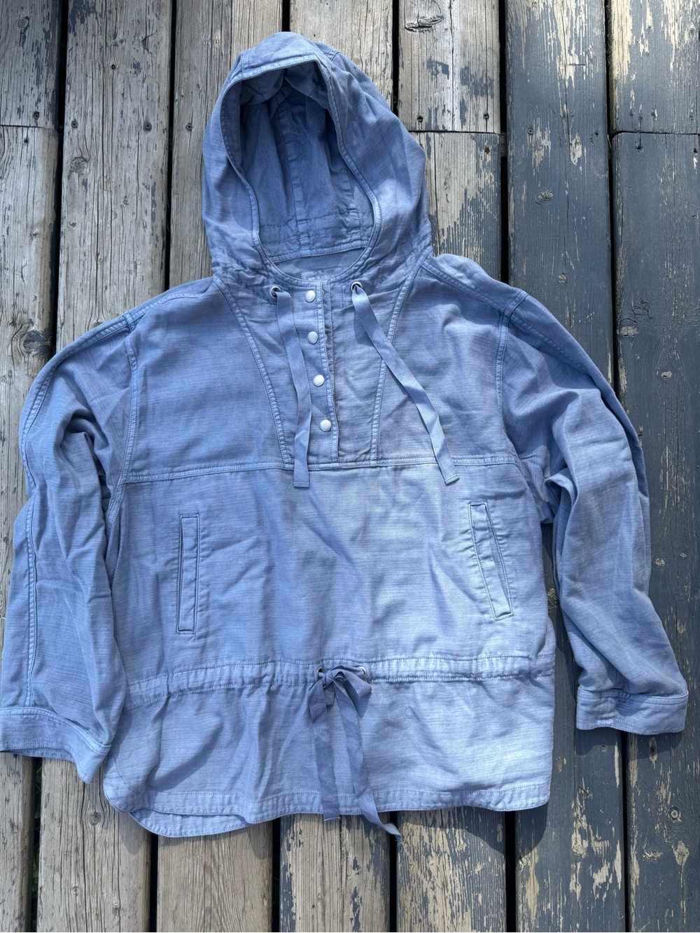 American Eagle Outfitters Light Blue Hooded Pullover